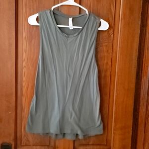 Women's top- medium